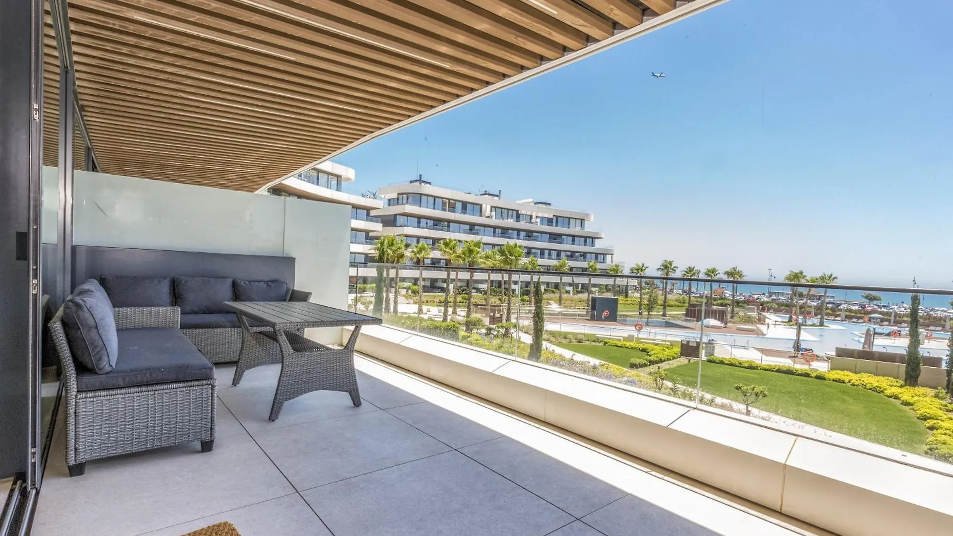 Vivi Homes - Mali Pool, Jacuzzi, Garden, Gym & Sea View Torremolinos 0*,